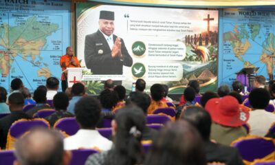 Gubernur Papua Matius D. Fakhiri (MDF) resmi menutup Gerakan Doa dan Puasa Massal Se-Tanah Papua Tahun 2026 di Rumah Doa Segala Bangsa Sentani, Kabupaten Jayapura. Do- Mas CM